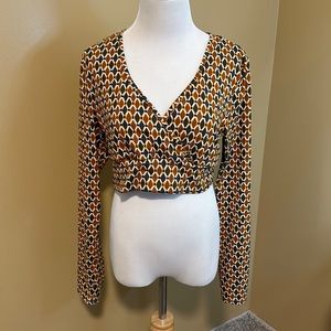 😊 Kontrol Crop Top